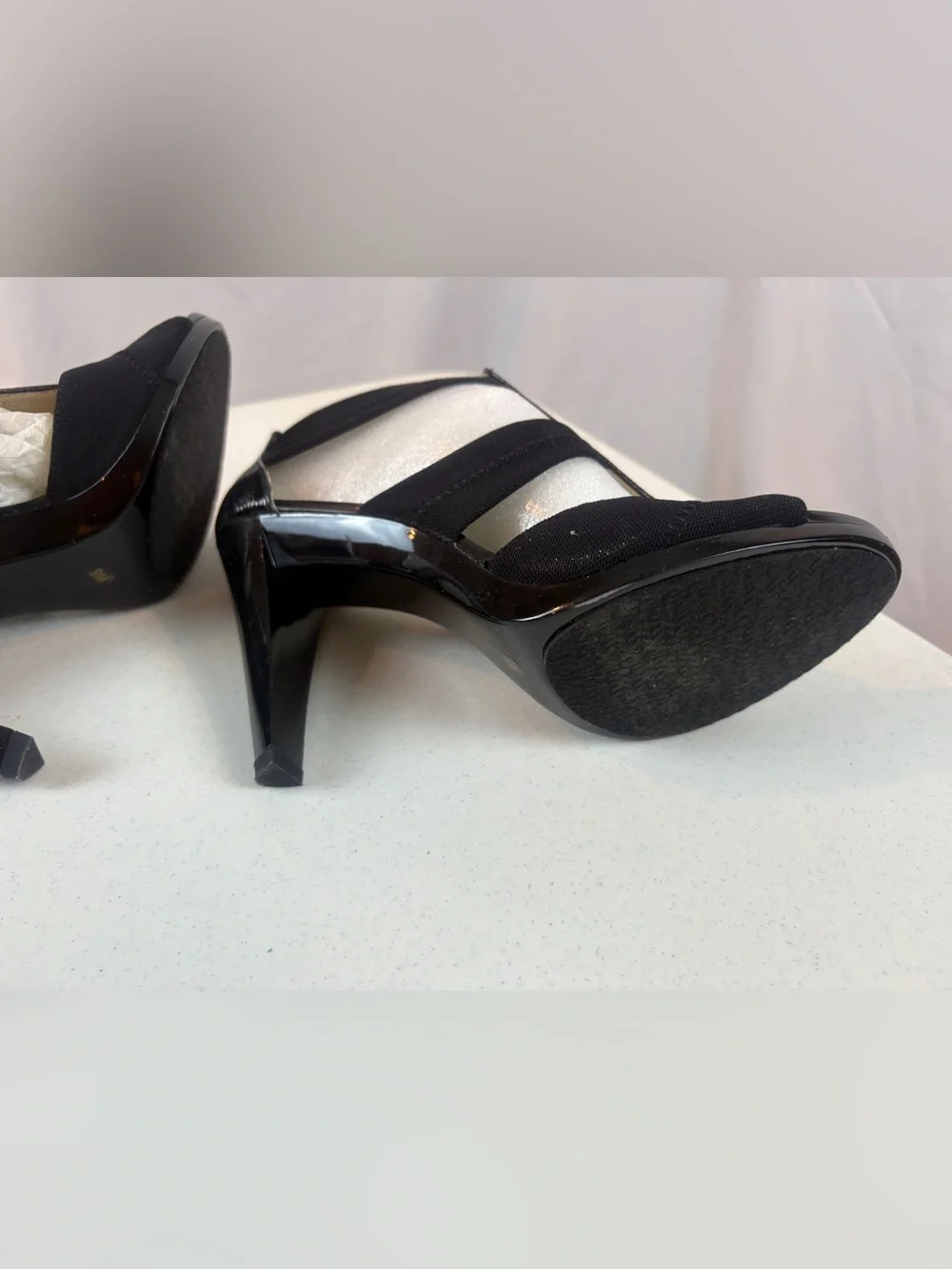 Michael Kors Berkley T Strap Black‎ High Heel Sandals Size 9 4 Inch Heel